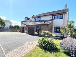 31, Kingsley Meade, Trencreek, Newquay TR8 4PY