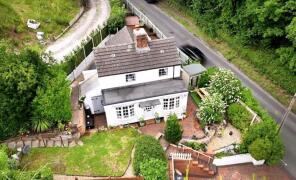 Hollybush Cottage, Access Road To Properties In Singrett Hill, Singrett Hill, Wrexham LL12 0NR
