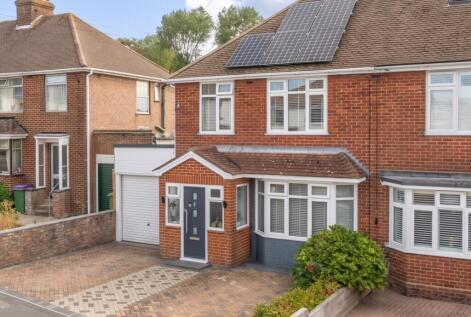 Warren Way, Folkestone, CT19