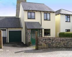 3, St Peters Close, Barnstaple EX32 0TX