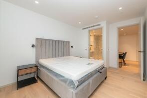 Flat 4, 1 Sugar Quay, Water Lane, London EC3R 6AL