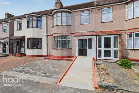 Lyndhurst Drive, Hornchurch