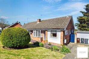 7, Salisbury Close, Eastbourne BN22 0JY