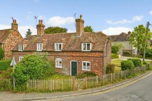 1, Bower Cottages, The Street, Mersham TN25 6NG