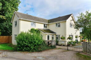 Little Orchard, Wellington, Auberrow Wellington HR4 8AJ