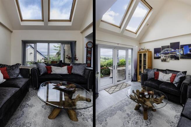 Dining/Sitting Room