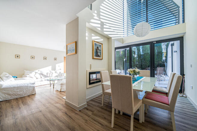 Dining / Living