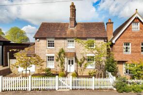 Rose Villa, North Road, Goudhurst, Cranbrook TN17 1AR