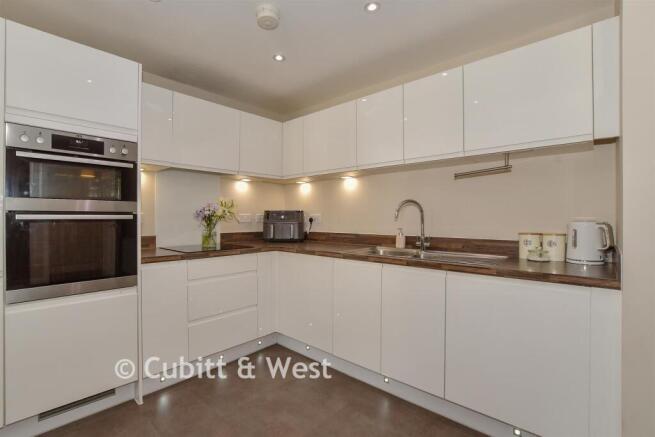Lounge/Kitchen