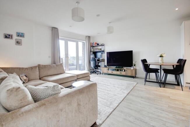 pbox-living_room-329504.jpg