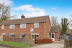2, Berkeley Cottages, Upper Lambourn Road, Upper Lambourn, Hungerford RG17 8QP