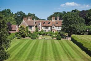 Rainthorpe Hall, Station Road, Norwich NR15 1RQ