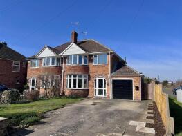 15, Hamilton Road, Tiddington, Stratford-upon-avon CV37 7DD