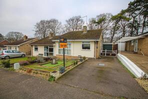 86, Churchill Avenue, Newmarket CB8 0BY