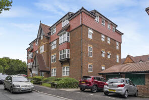 15, Wardour Court, Bow Arrow Lane, Dartford DA2 6RD