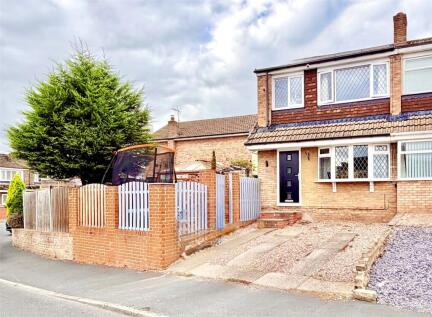 Charlton Drive, High Green, Sheffield, S35
