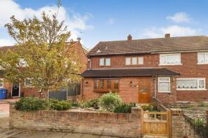 28, Stifford Clays Road, Stifford Clays, Grays RM16 2DT