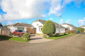 2, Meadowstone Close, Torrington EX38 8PE