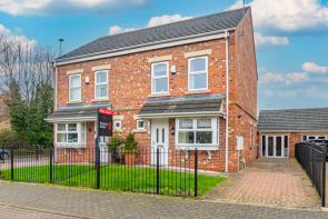 2, Walton Gardens, Thorp Arch, Wetherby LS23 7FU