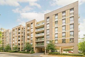 Flat 156, Hamond Court, Queenshurst Square, Kingston Upon Thames KT2 5FX
