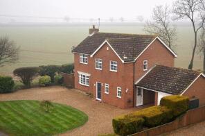 Oak Lodge, Scotts Corner, Norwich NR13 6JF