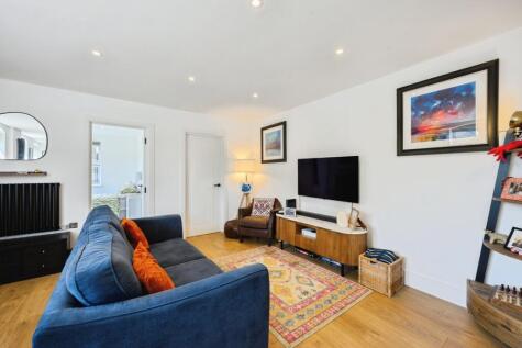 Oakdene Road, Redhill, Surrey, RH1