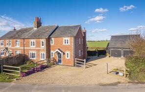1, Bacons Green, Colchester CO7 6NJ