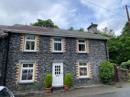 Riversdale, Minffordd Street, Machynlleth SY20 9SU