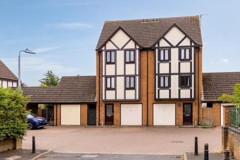 Delft Court, Horseshoe Road, Spalding