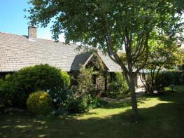 The Long Barn, Road From Village Green To Tarlton Church, Cirencester GL7 6PA