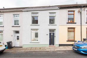 38, Thornwood Place, Treharris CF46 5AB