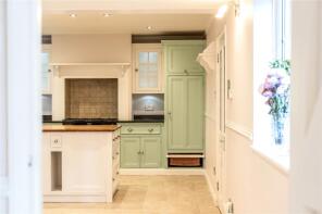 Green Hill Lodge, Tunbridge Wells Road, Argos Hill, Crowborough TN6 3QH