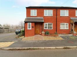 4, Eatonfield Close, Bettisfield, Whitchurch SY13 2LY