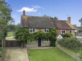 Bailey Cottage, B3143 - Blackrow Lane To Holwell Road, Sturminster Newton DT10 2AY