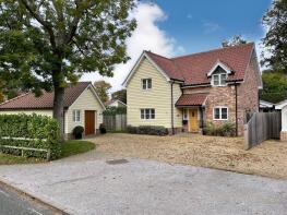 Briar Banks, Church Lane, Ipswich IP6 9BE