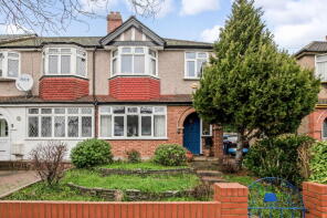 126, Wadham Gardens, Greenford UB6 0BS