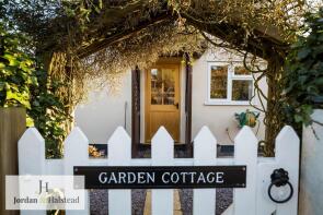 Garden Cottage, Parr Green Lane, Church Shocklach, Malpas SY14 7BJ