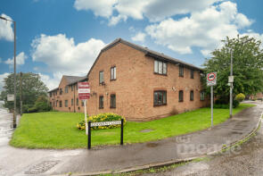 6, Godwin Close, London E4 7RQ