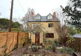 Victoria Cottage, Main Street, Moreton-in-marsh GL56 9SE