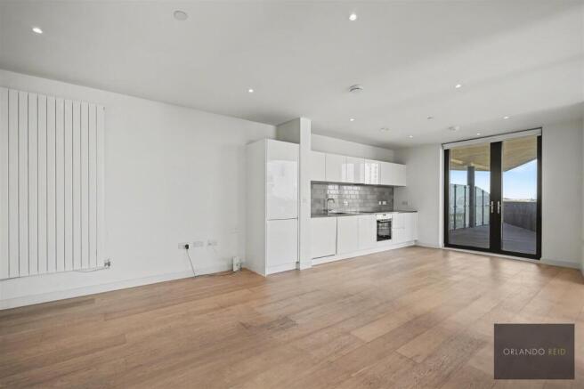 Flat 30, 3 Mercier Court E16 2JW-2.jpg