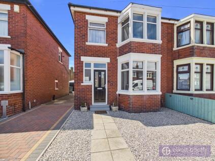 16 Marcroft Avenue