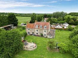 Redlands Farm, Banbury Road, Warwick CV35 0AH