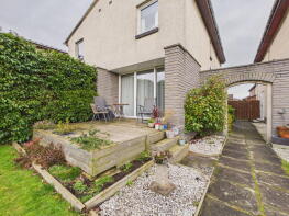 5, Kisimul Court, North Gyle, Edinburgh EH12 8GF