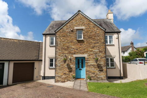 Beechwood Drive, Camelford, PL32 9NA