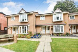 11, Waterloo Court, Bury BL9 0UE
