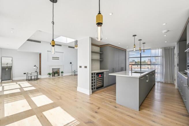 Penthouse Flat 5,...