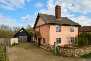 Shingle House, The Street, Norwich NR15 2BT