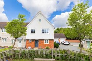 34, Saffron Way, Dunmow CM6 1HF