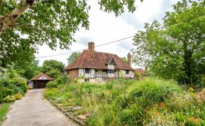 Dingleden House, Dingleden, Benenden, Cranbrook TN17 4JU