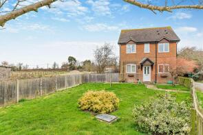 6, Sovereign Close, Buckingham MK18 3DA
